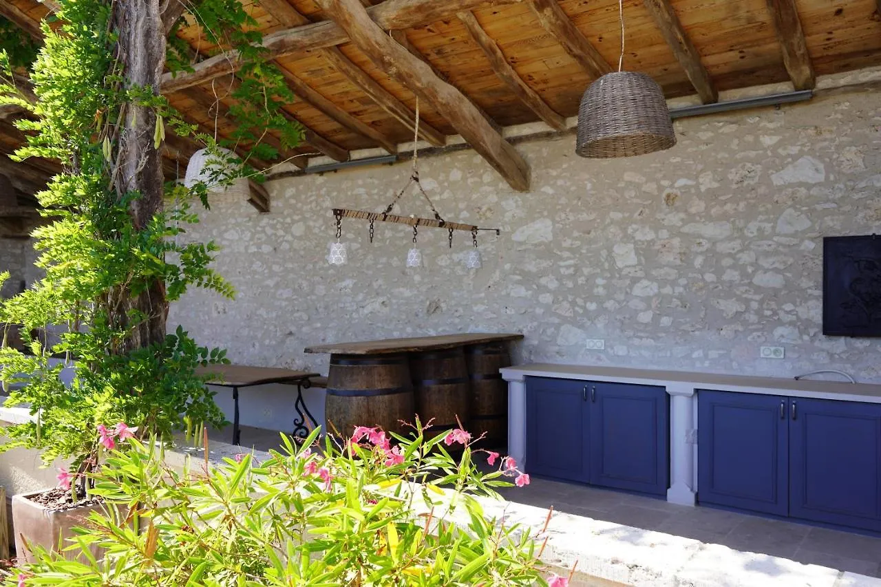 Chateau De La Segue Fauroux 住宿加早餐酒店